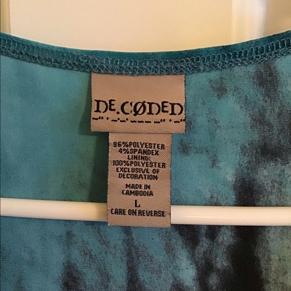 Black/blue jewel accented top - Picture 4 of 5